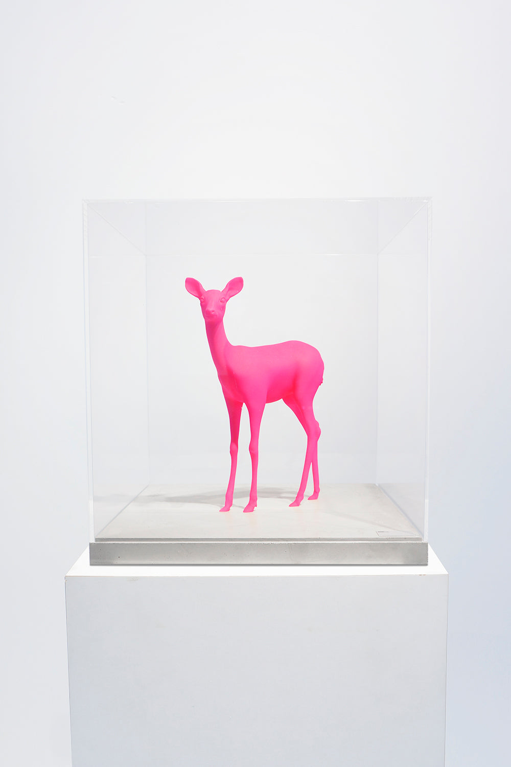 Bambi (Pink) I Paco Raphael | Sculpture – Retrospect Galleries